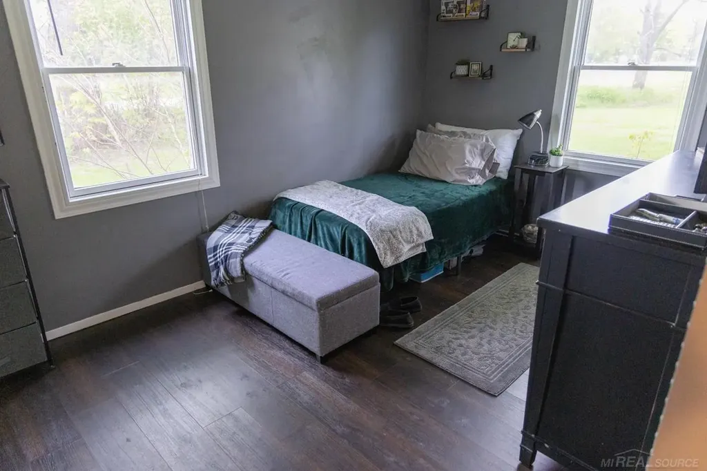 8440 Bridge Lake Road Springfield Charter Township MI 48348