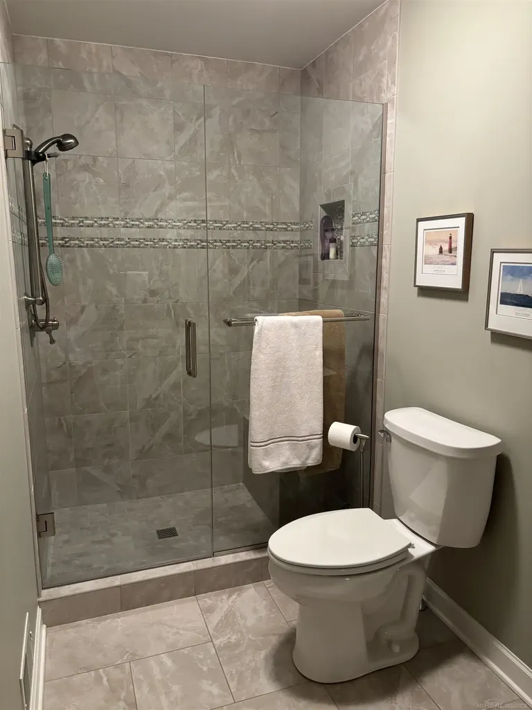 1753 NE Sanderling Court Grand Rapids City MI 49505