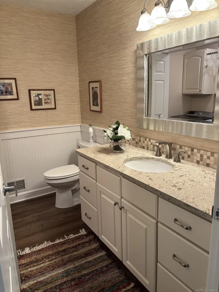 1753 NE Sanderling Court Grand Rapids City MI 49505