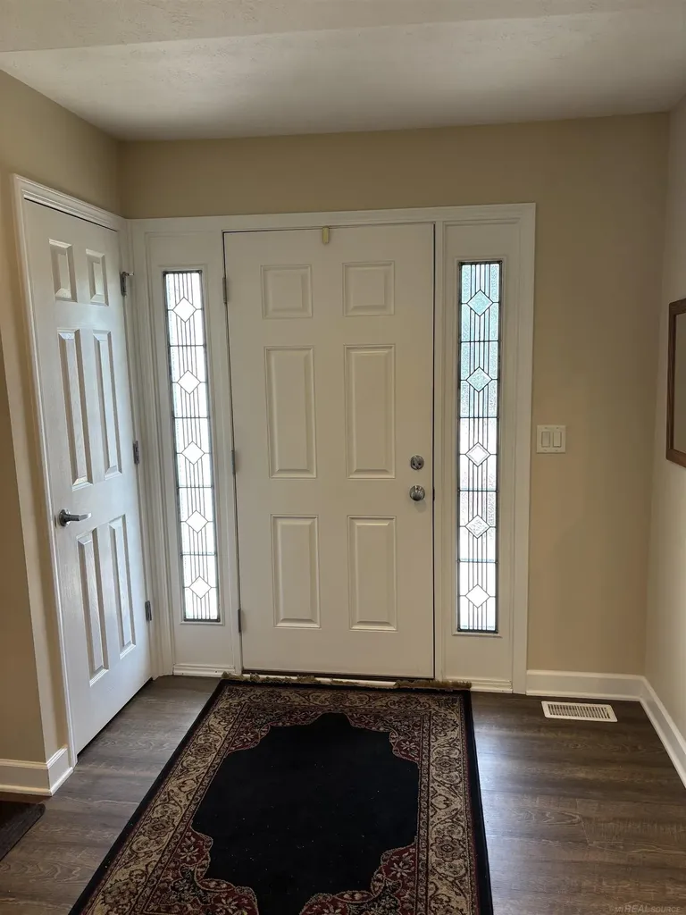 1753 NE Sanderling Court Grand Rapids City MI 49505