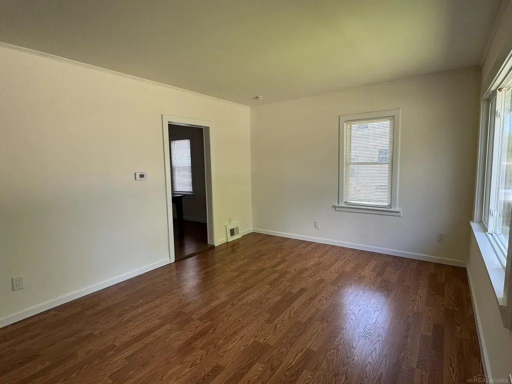 23726 Carlington Drive Mt. Clemens City MI 48036