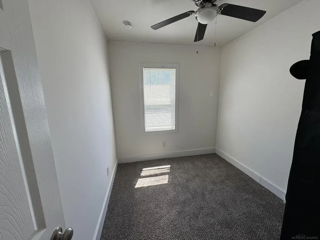 23726 Carlington Drive Mt. Clemens City MI 48036