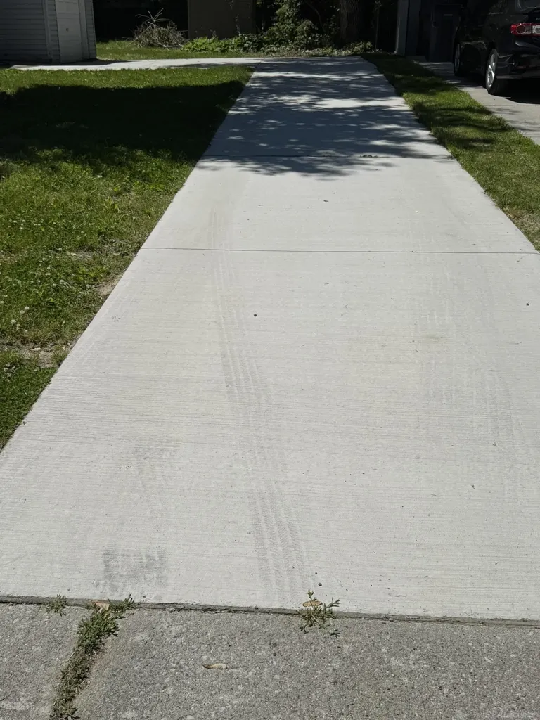 23726 Carlington Drive Mt. Clemens City MI 48036