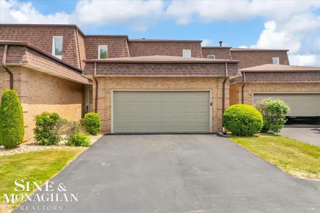 1935 River Road St. Clair Township MI 48079