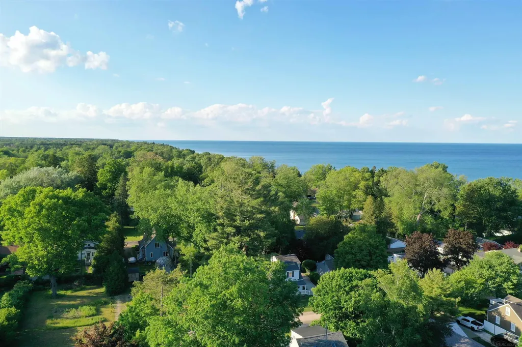 7335 Laurel Road Worth Township MI 48450