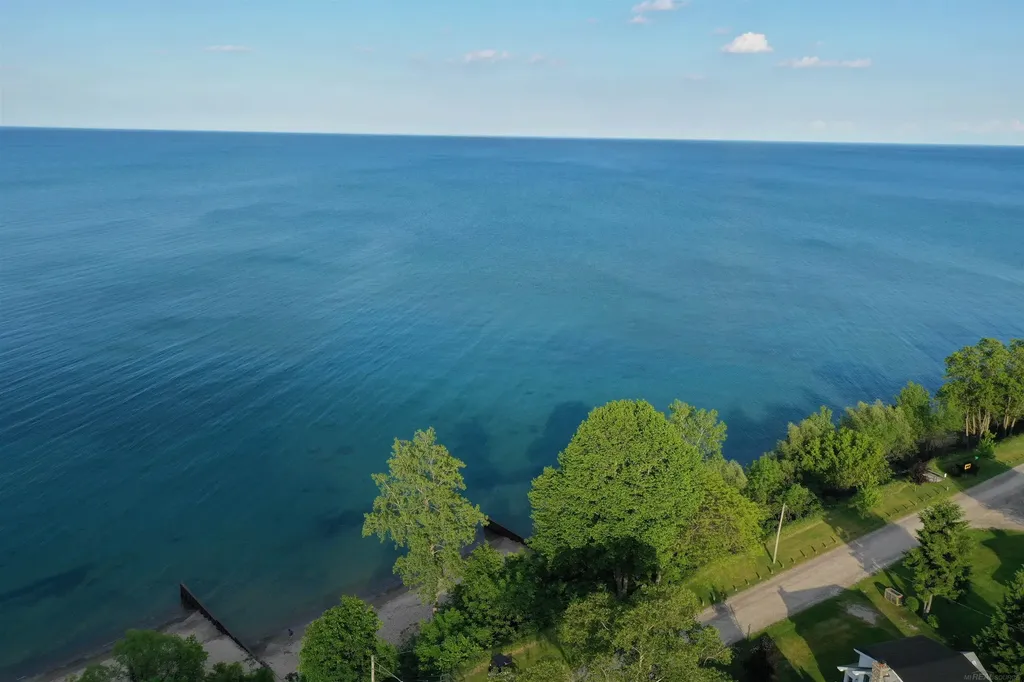 7335 Laurel Road Worth Township MI 48450