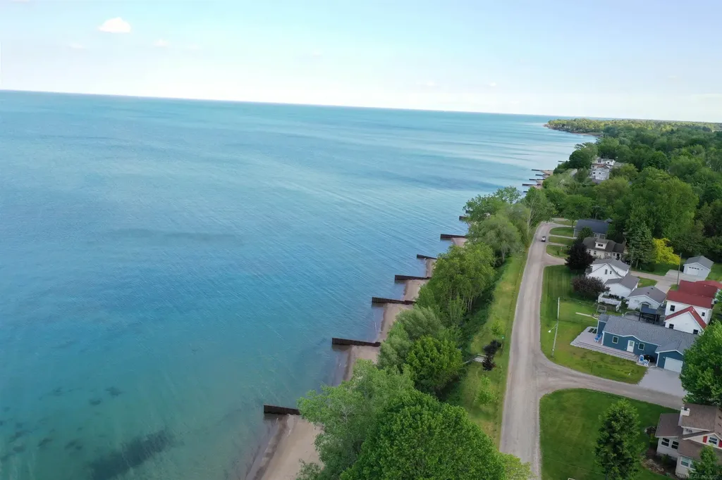 7335 Laurel Road Worth Township MI 48450