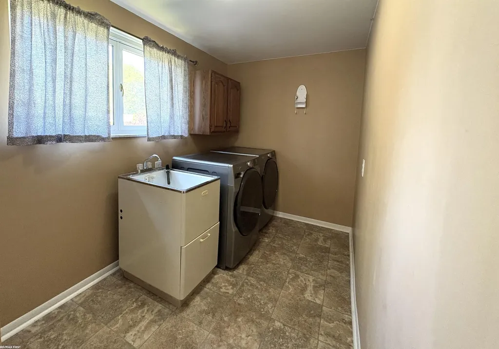 20210 Anita Street Clinton Charter Township MI 48036