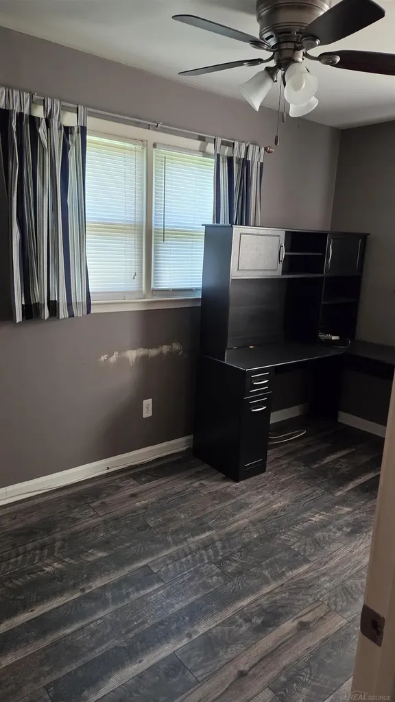37344 Woodland Street New Baltimore City MI 48047