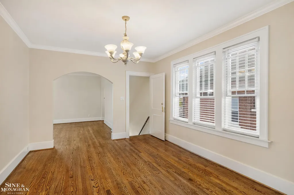 1163-1165 Maryland Street Grosse Pointe Park City MI 48230