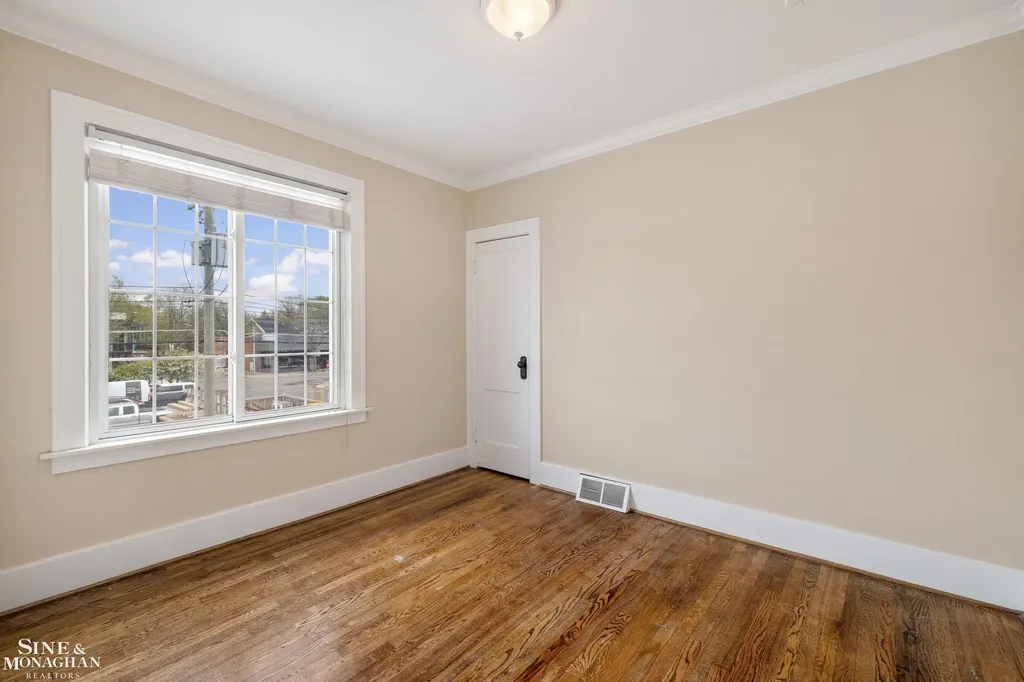 1163-1165 Maryland Street Grosse Pointe Park City MI 48230