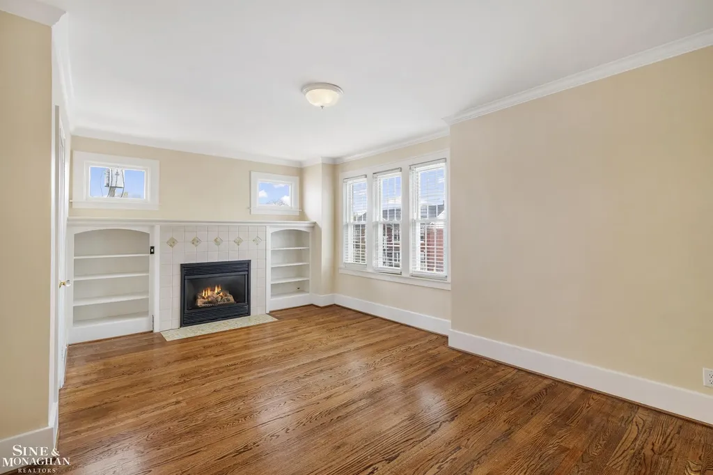 1163-1165 Maryland Street Grosse Pointe Park City MI 48230