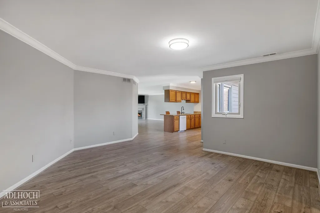 25540 Waterview Drive Harrison Charter Township MI 48045
