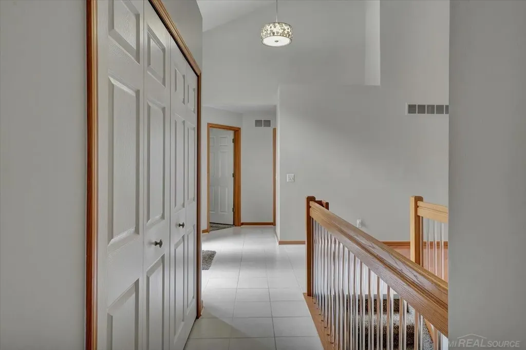 15634 Corso Drive Clinton Charter Township MI 48035