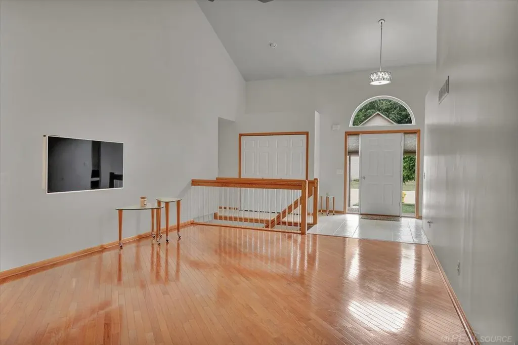 15634 Corso Drive Clinton Charter Township MI 48035