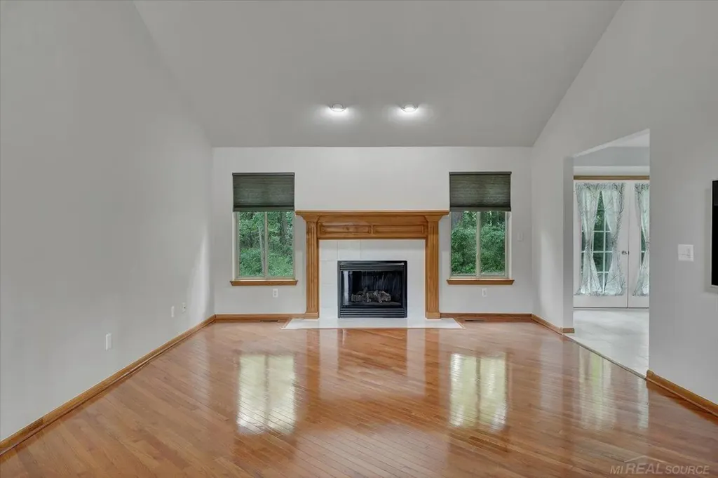 15634 Corso Drive Clinton Charter Township MI 48035