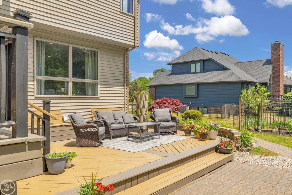 3007 Shorewood Boulevard Fort Gratiot Charter Township MI 48059