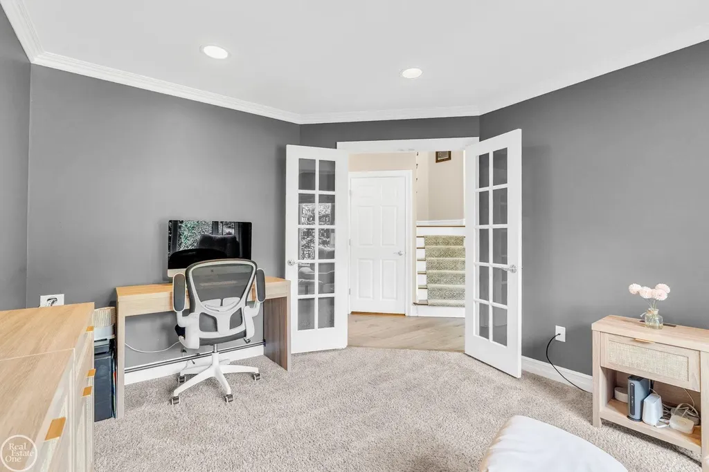 3007 Shorewood Boulevard Fort Gratiot Charter Township MI 48059