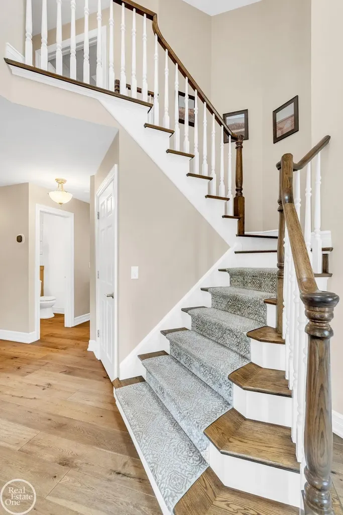 3007 Shorewood Boulevard Fort Gratiot Charter Township MI 48059