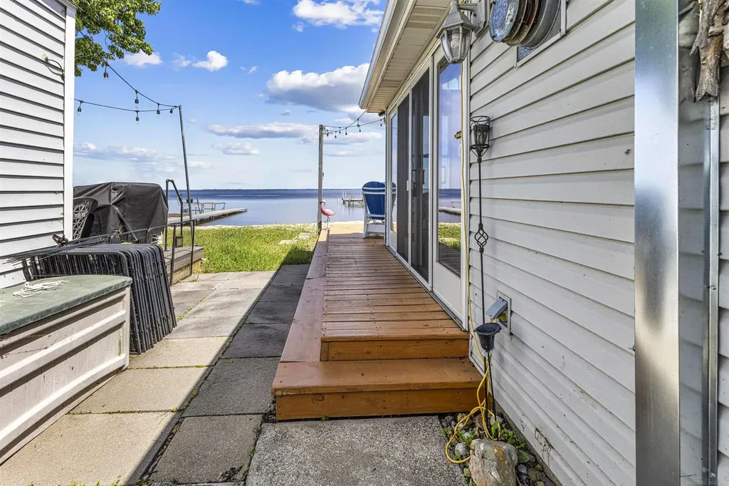 204 Broadway Avenue Roscommon Township MI 48629