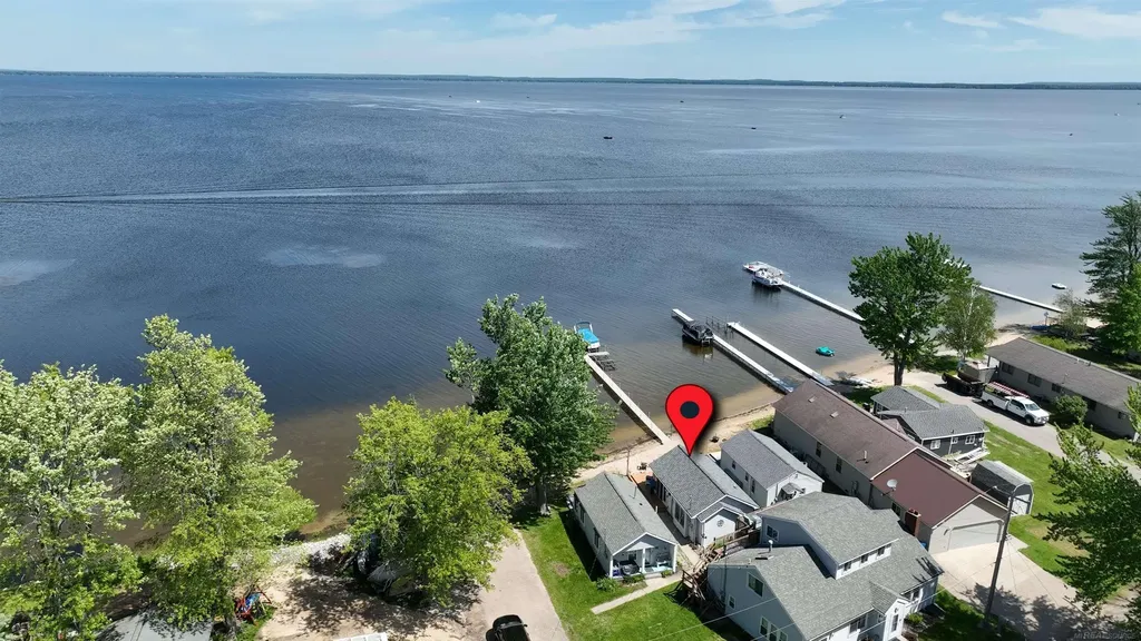 204 Broadway Avenue Roscommon Township MI 48629