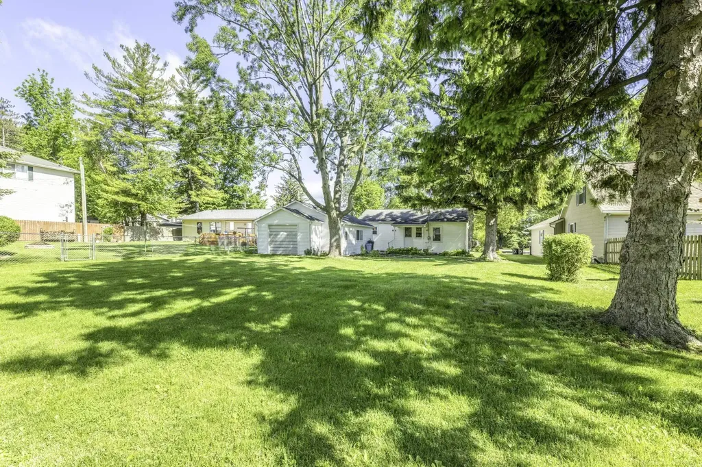 7282 Hubbard Street Lexington Village MI 48450