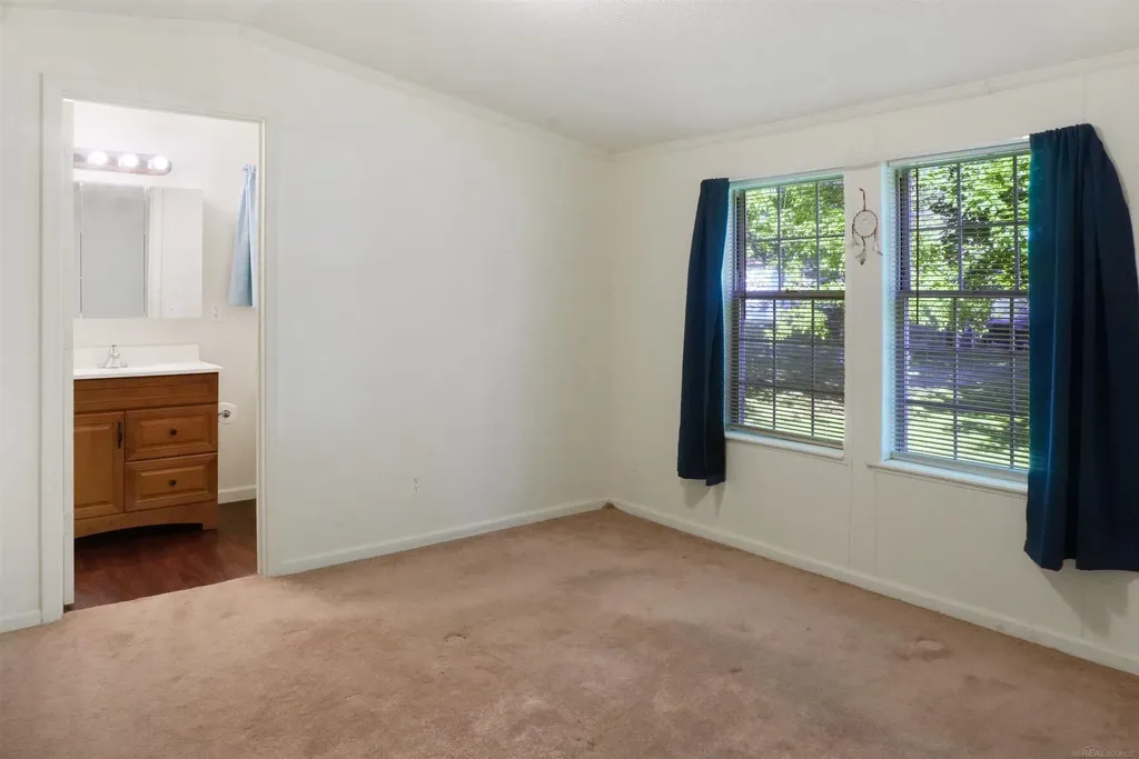 1832 Manchester Drive Elba Township MI 48446