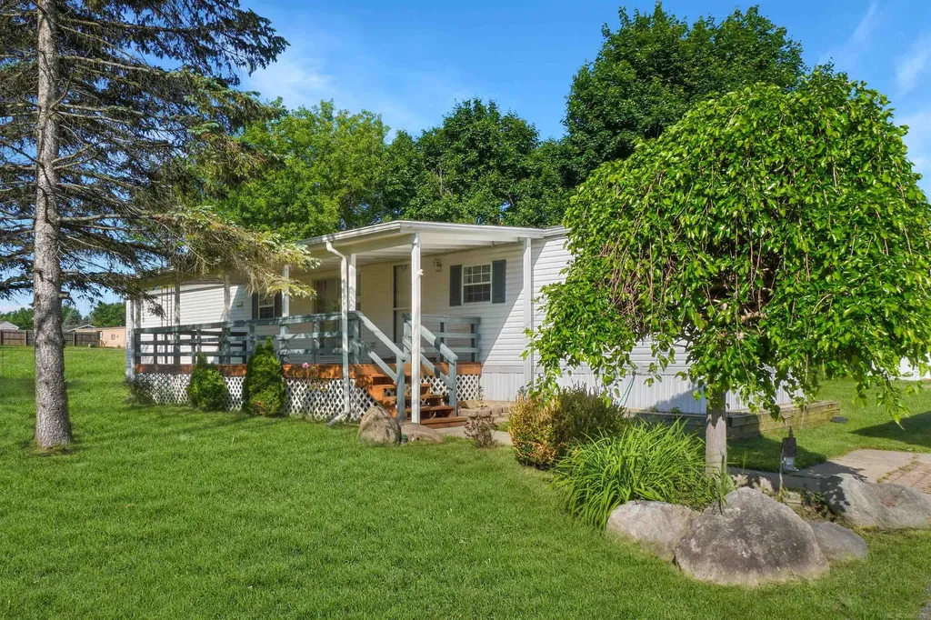 1832 Manchester Drive Elba Township MI 48446
