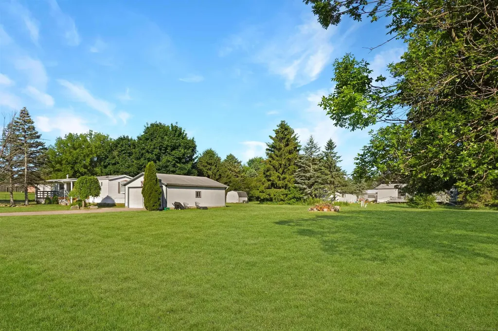 1832 Manchester Drive Elba Township MI 48446