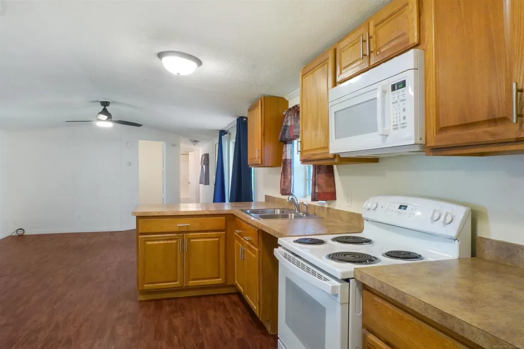1832 Manchester Drive Elba Township MI 48446