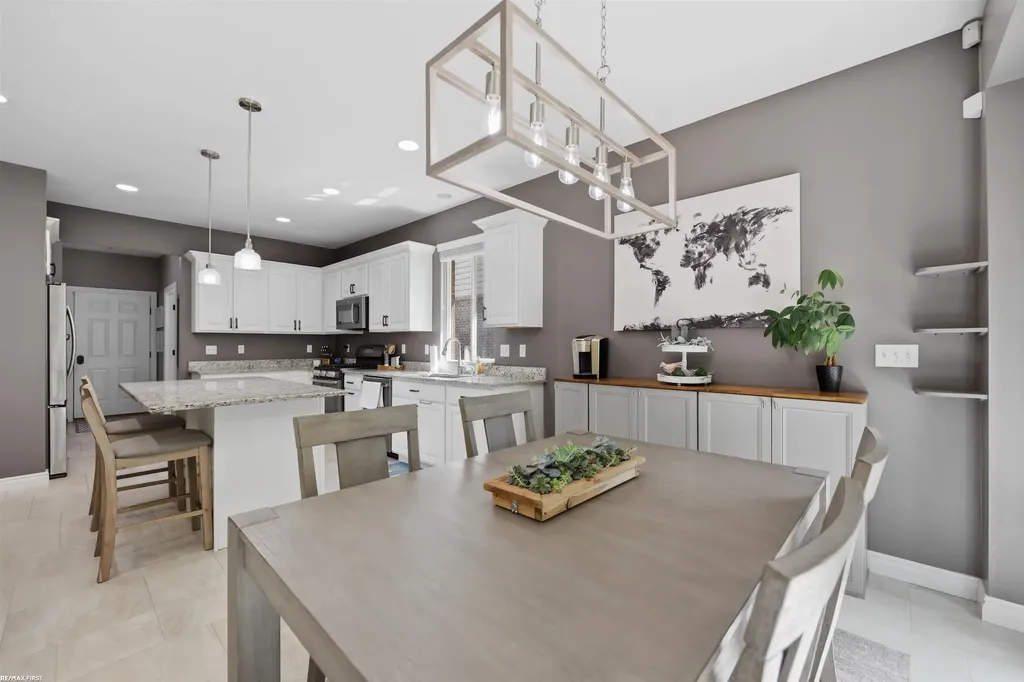 22350 Brantingham Road Macomb Township MI 48044