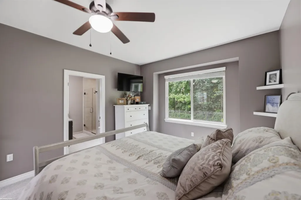 22350 Brantingham Road Macomb Township MI 48044