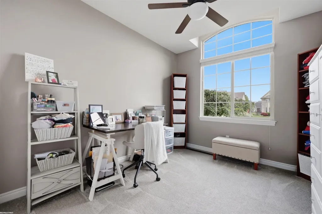 22350 Brantingham Road Macomb Township MI 48044