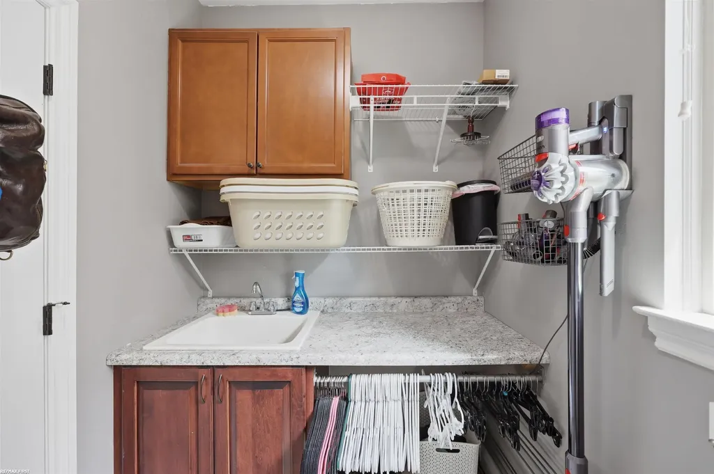 22350 Brantingham Road Macomb Township MI 48044
