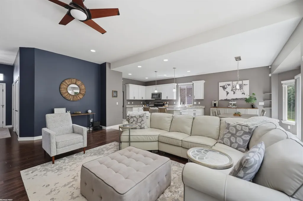 22350 Brantingham Road Macomb Township MI 48044