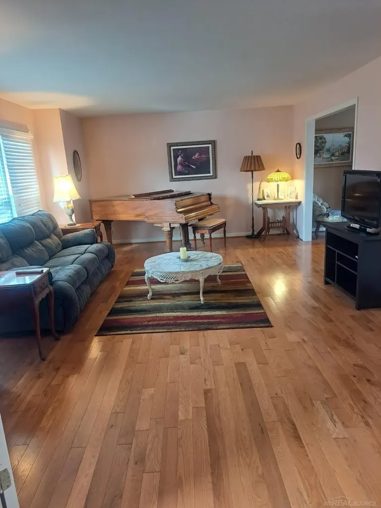 4312 Appletree Lane Delta Charter Township MI 48917