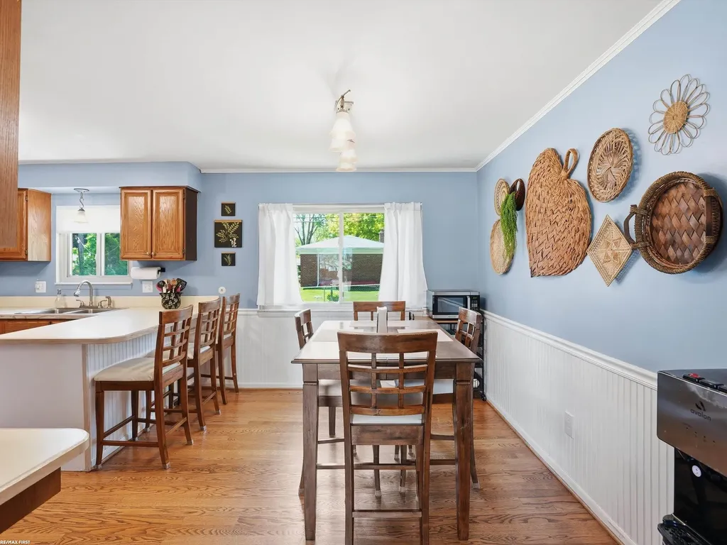 4112 Thorney Drive Shelby Charter Township MI 48316