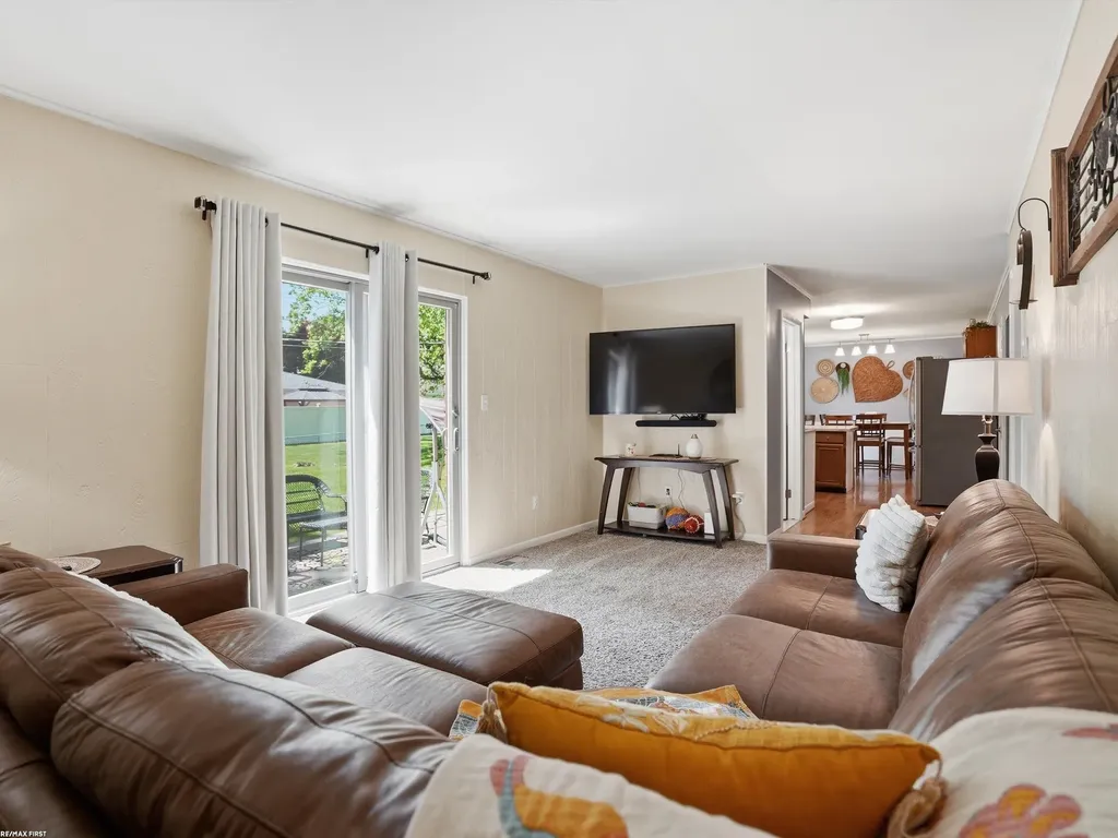 4112 Thorney Drive Shelby Charter Township MI 48316