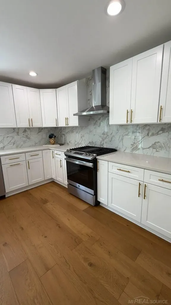 2519 Phillips Avenue Berkley City MI 48072