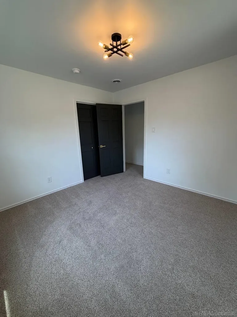 2519 Phillips Avenue Berkley City MI 48072