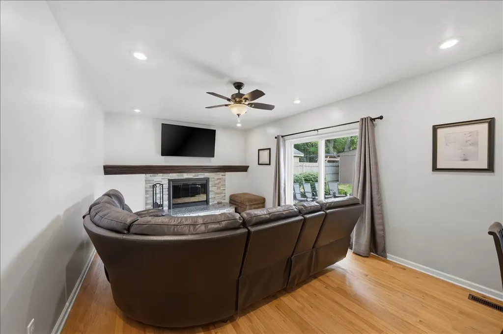 5191 Saint Richard Drive Shelby Charter Township MI 48316