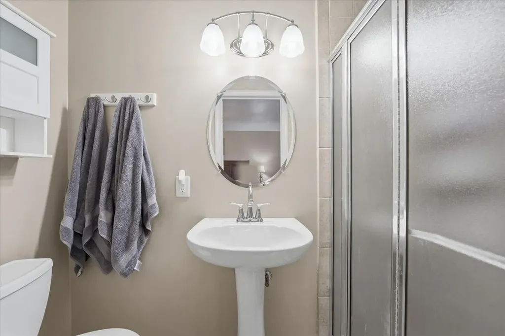 5191 Saint Richard Drive Shelby Charter Township MI 48316