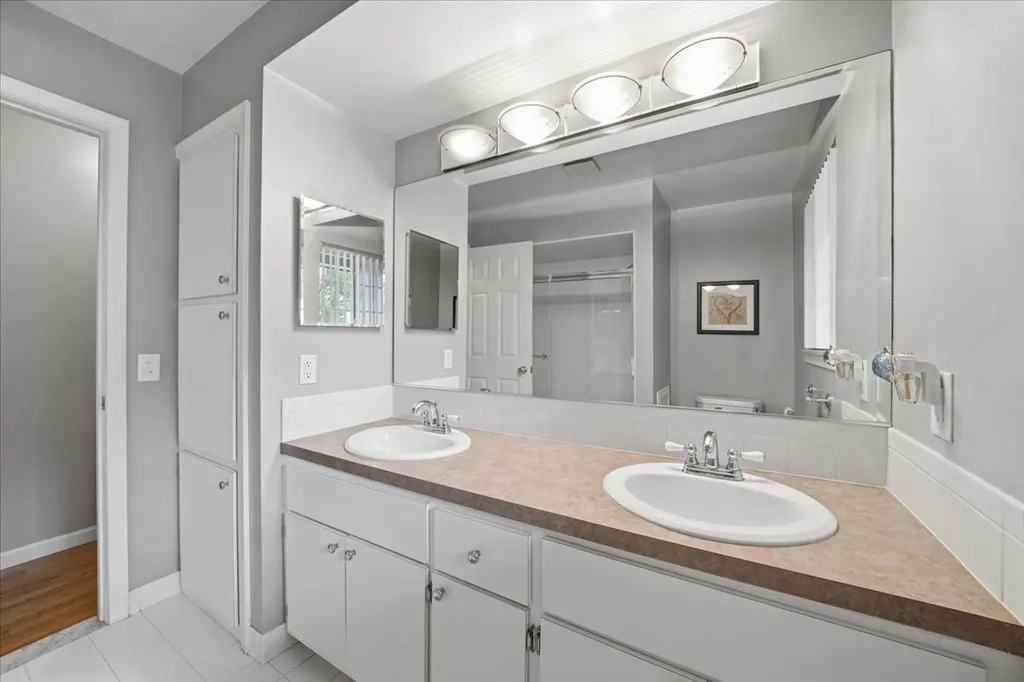 5191 Saint Richard Drive Shelby Charter Township MI 48316