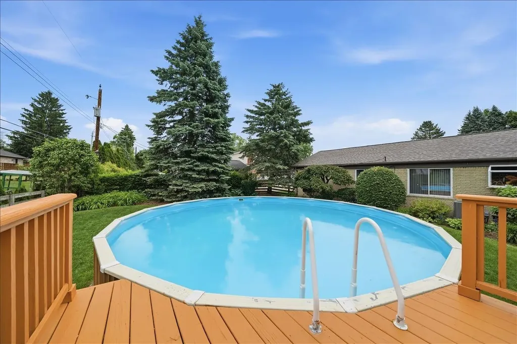 5191 Saint Richard Drive Shelby Charter Township MI 48316