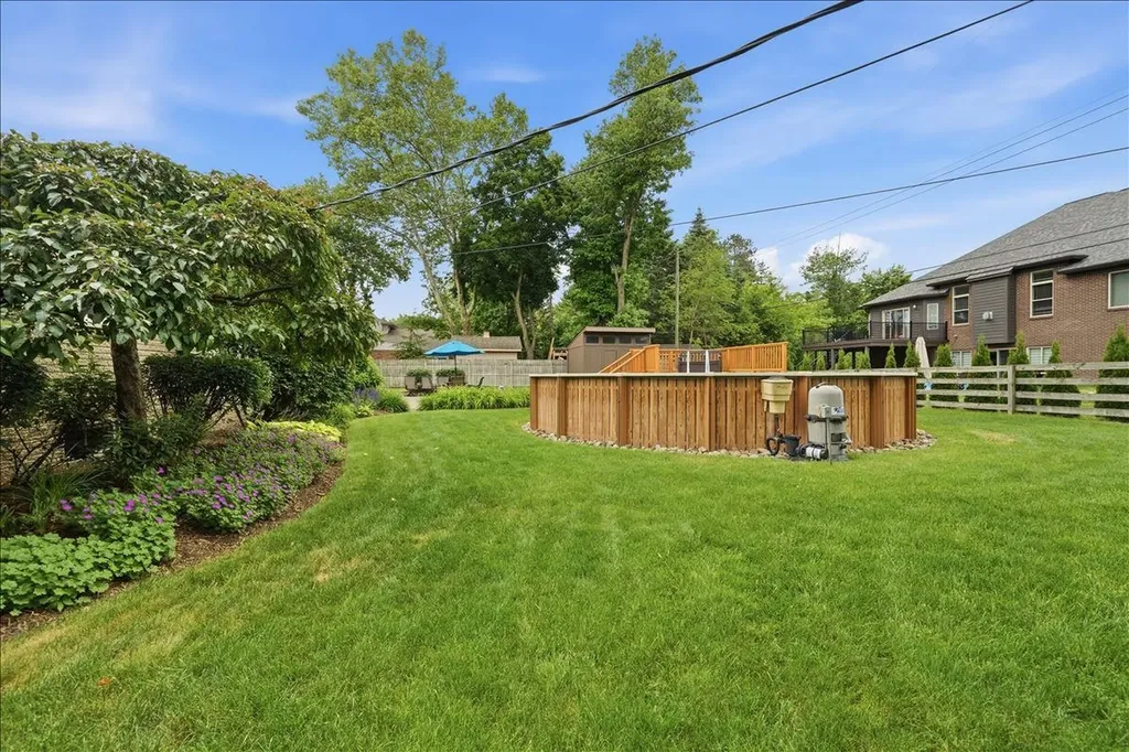 5191 Saint Richard Drive Shelby Charter Township MI 48316