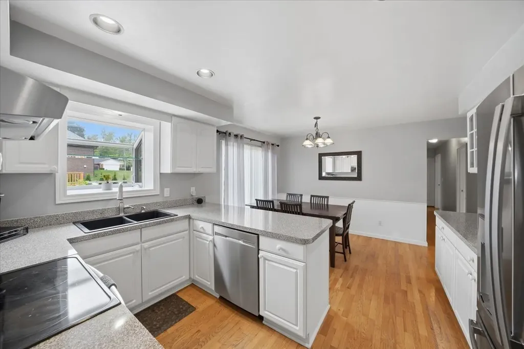 5191 Saint Richard Drive Shelby Charter Township MI 48316