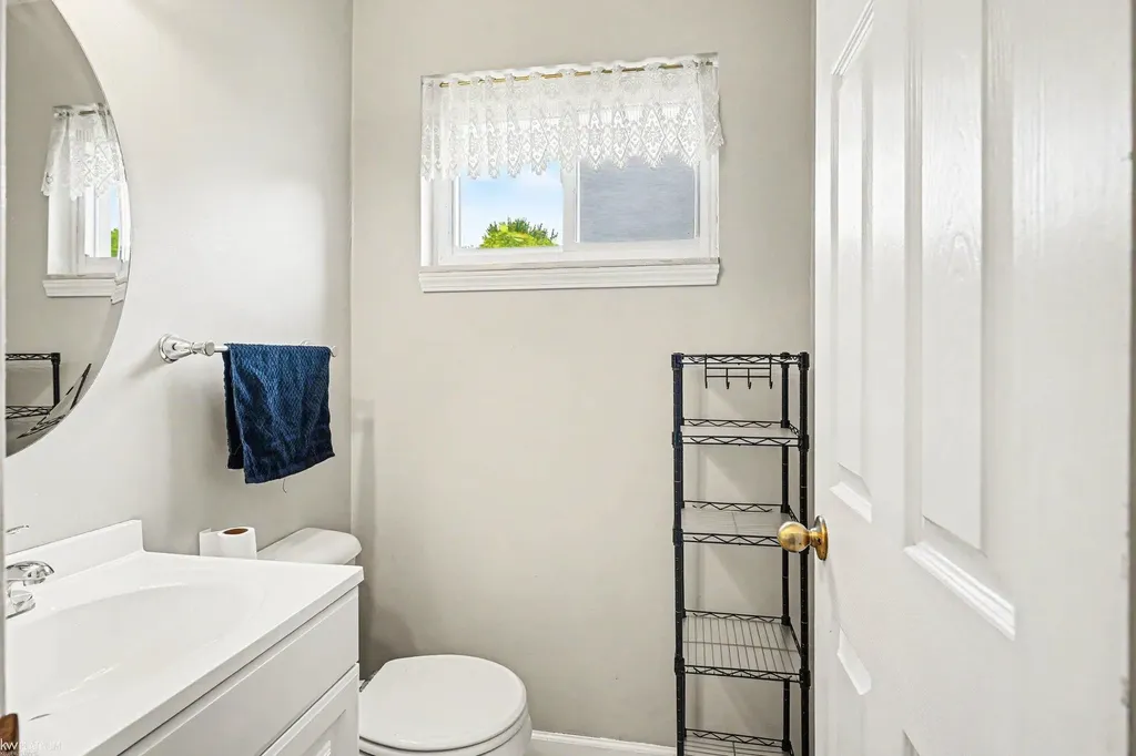 5233 Plymouth Street Sterling Heights City MI 48310