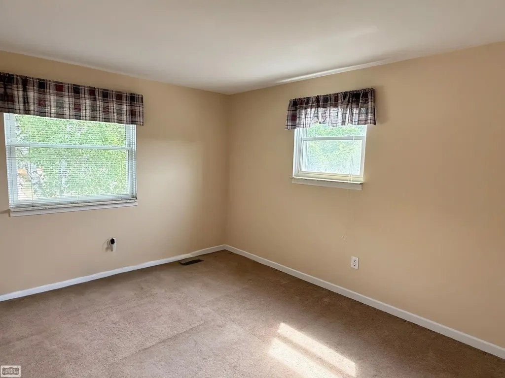 50467 Peggy Lane Chesterfield Township MI 48047