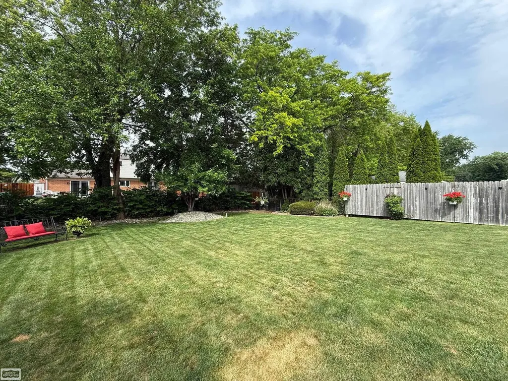 50467 Peggy Lane Chesterfield Township MI 48047