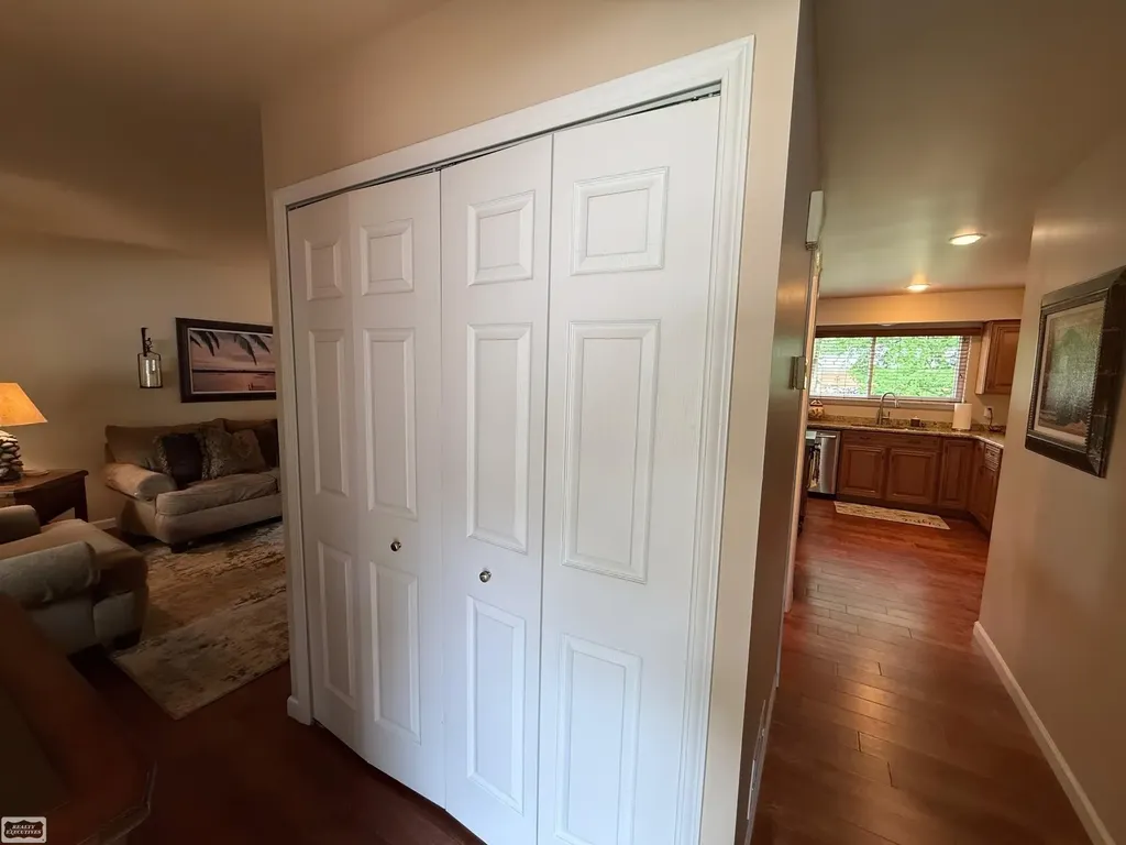 50467 Peggy Lane Chesterfield Township MI 48047